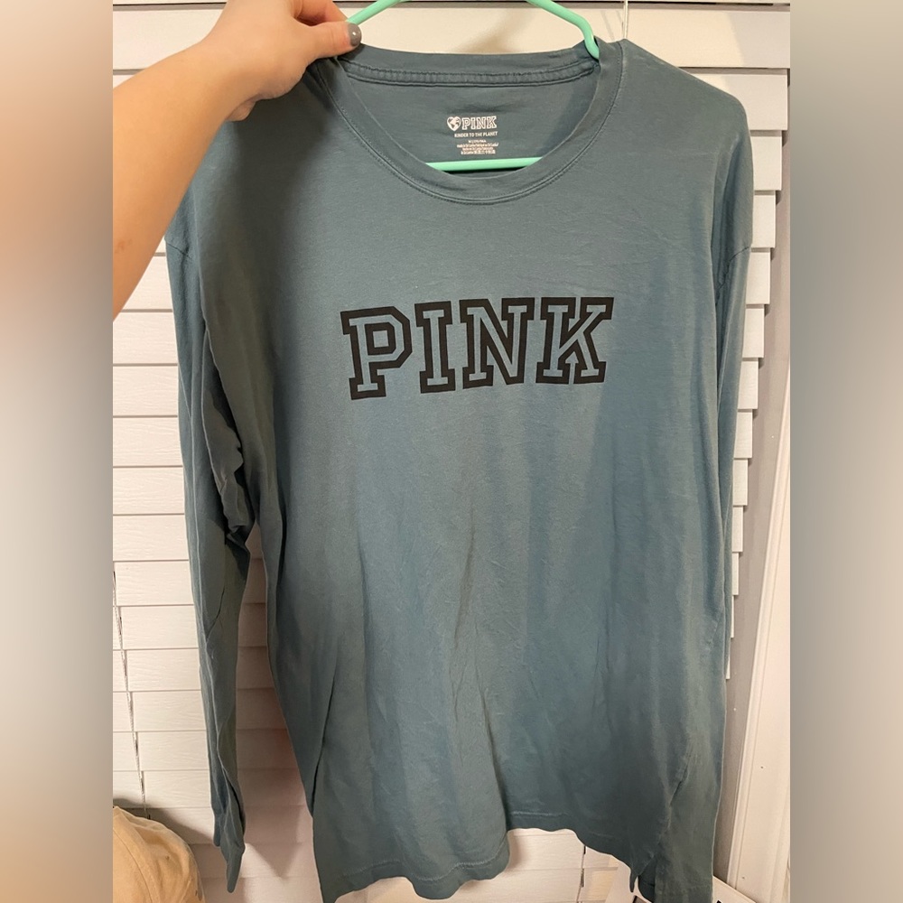 🌙3 for $15 | Pink - VS Long Sleeve Shirt